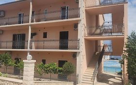 Rooms & Studio Villa Tatjana