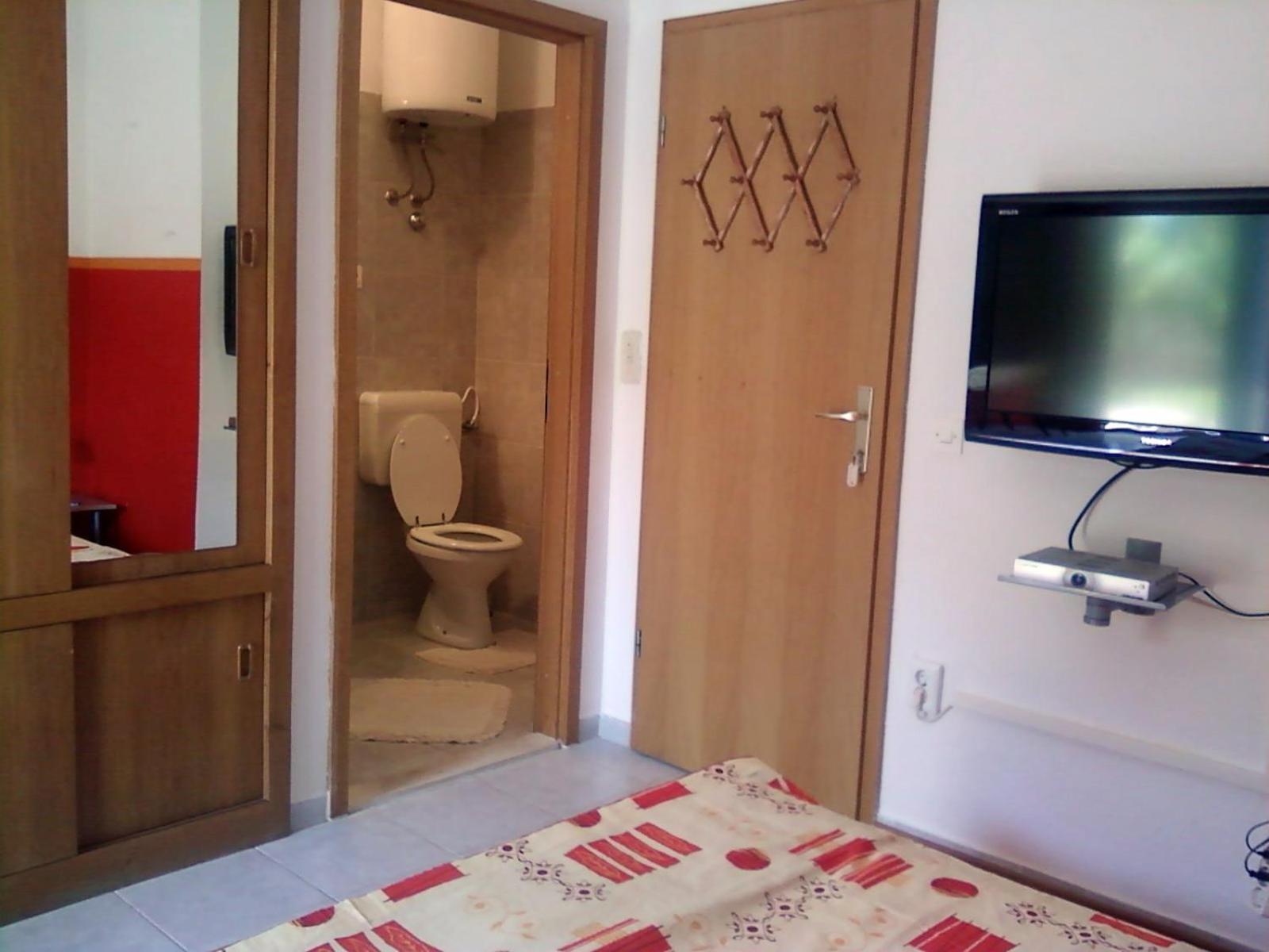 Rooms & Studio Villa Tatjana Supetar Exterior foto